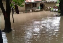 Death toll: States move to evacuate flood zones