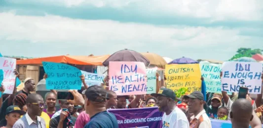 Obidient Movement Endures: Onitsha Residents Back Peter Obi Obidient Movement Endures: Onitsha Residents Back Peter Obi