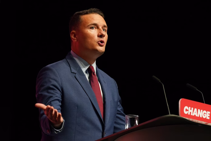 “Wes Streeting Resigns as UK Health Secretary, Rebukes Keir Starmer After Labour’s Defeat”