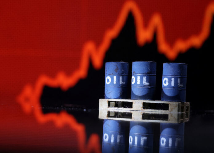 Oil hits 104 dollars as U.S. to Iran peace deal collapses