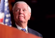 Graham Asked Staffer to Call 911 Before Death Graham Asked Staffer to Call 911 Before Death